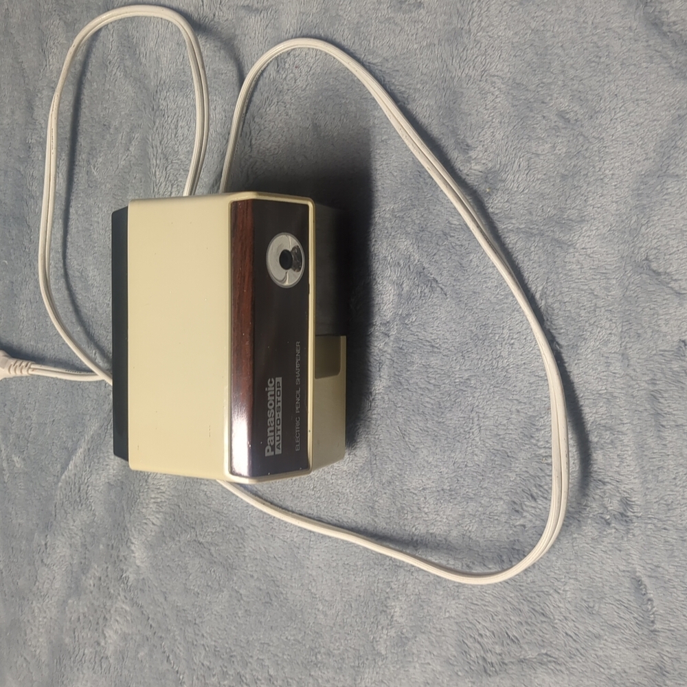 Panasonic Electric Pencil Sharpener